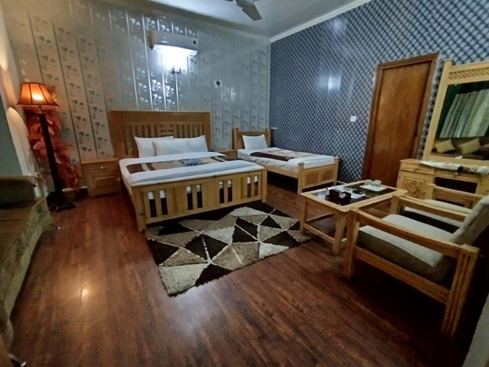 Alaf Laila Guest House Abbottabad Exterior foto